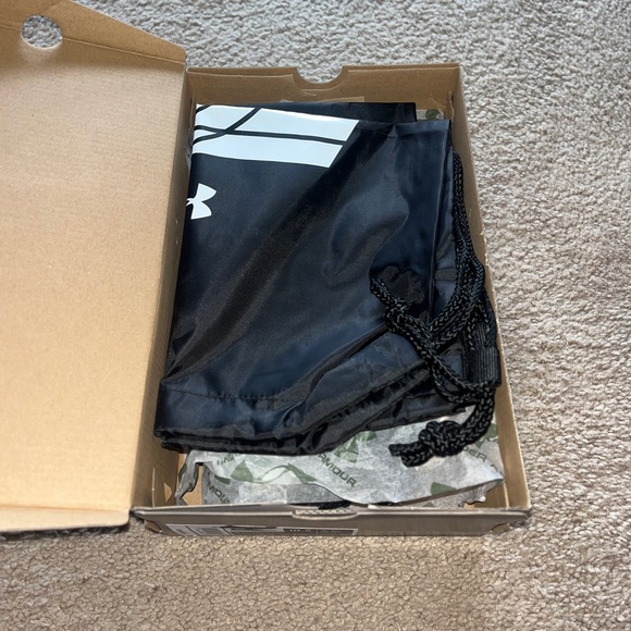 Under Armour HOVR “Smokeshow” Track Spikes - Men’s Size 10.5 - Picture 4 of 4